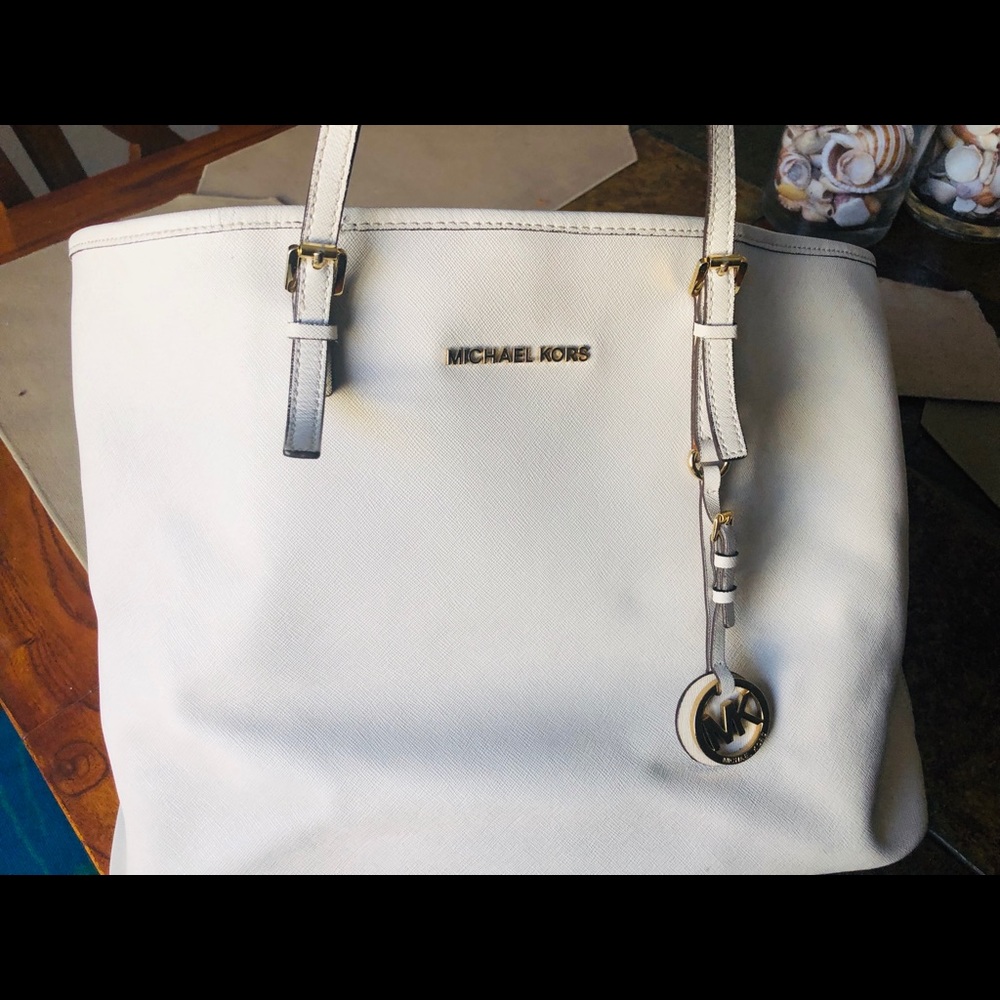 Cream color authentic Michael Kors handbag